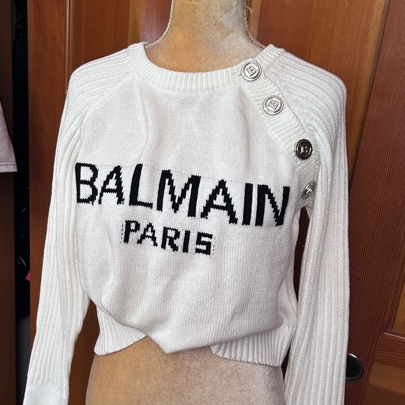 Authentic Balmain Sweater - Picture 14 of 16